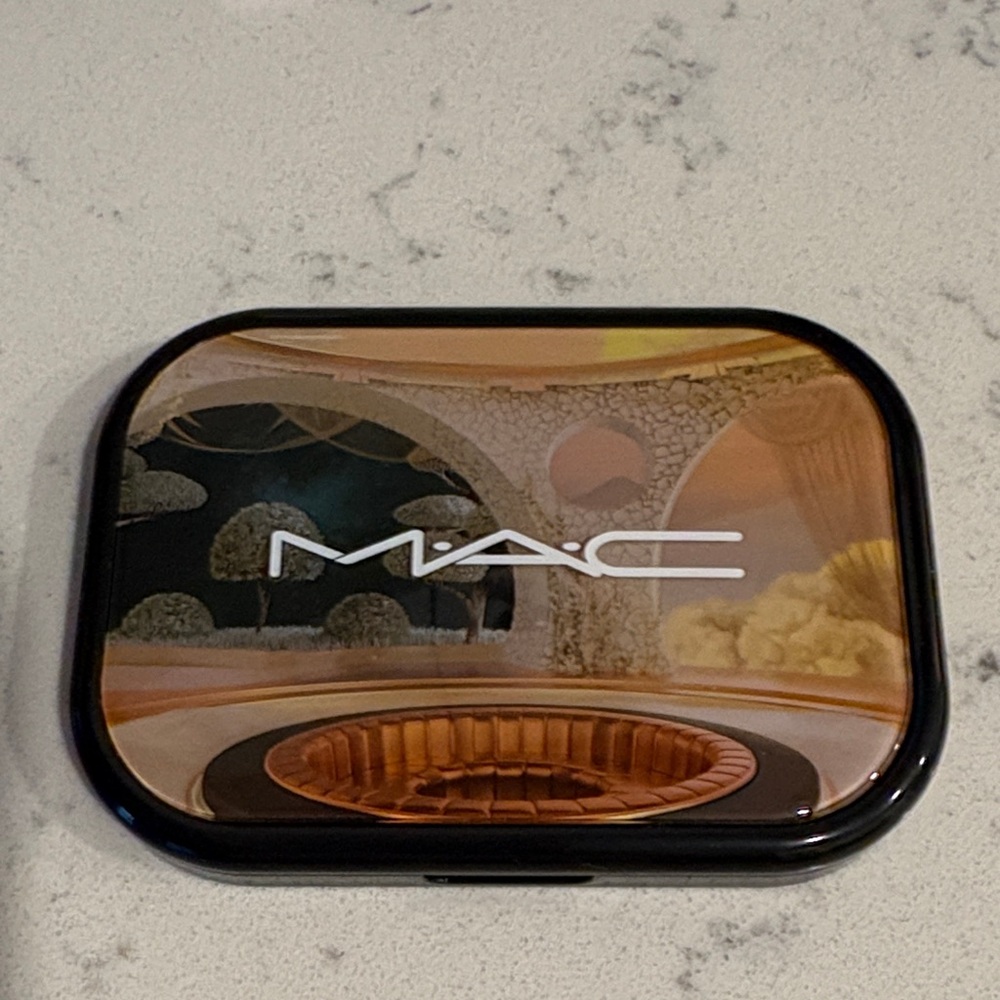 MAC Connect in Colour Eye Shadow Palette - Bronze Influence